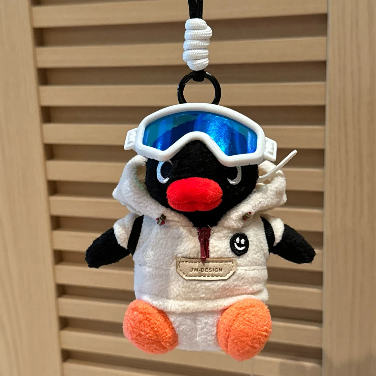 Quirky Travel Accessories - Creatieve en eigenzinnige pinguïn hanger knuffel